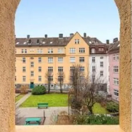Lägenhet Klassisk Bygardsleilighet, Sentralt I *